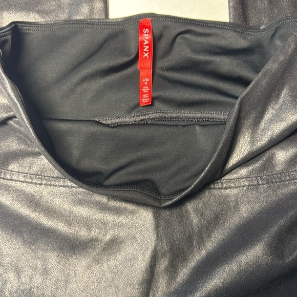 Spanx large faux leather black leggings in excellent condition - Picture 4 of 5
